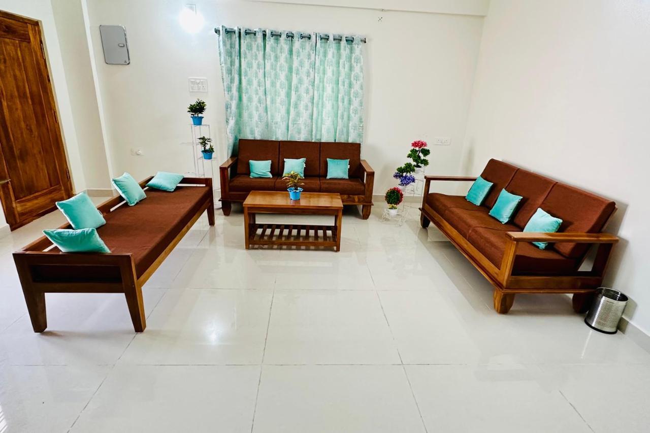 Tirupati Homestay - Ragunatha Resorts - 3Bhk Ac Apartments For Large Families - Free Breakfast - Flyover To Alipiri Gate - Wifi - Android Tv - - Easy Access To Visit All Temples Exteriör bild