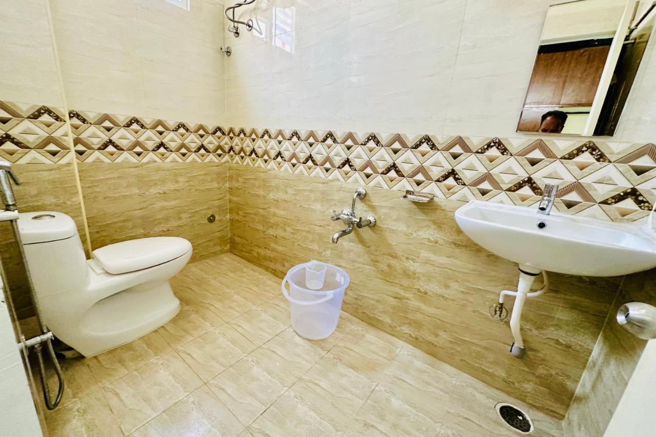 Tirupati Homestay - Ragunatha Resorts - 3Bhk Ac Apartments For Large Families - Free Breakfast - Flyover To Alipiri Gate - Wifi - Android Tv - - Easy Access To Visit All Temples Exteriör bild