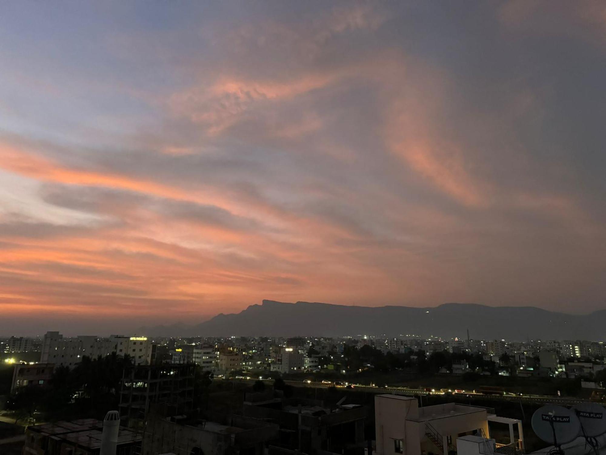 Tirupati Homestay - Ragunatha Resorts - 3Bhk Ac Apartments For Large Families - Free Breakfast - Flyover To Alipiri Gate - Wifi - Android Tv - - Easy Access To Visit All Temples Exteriör bild